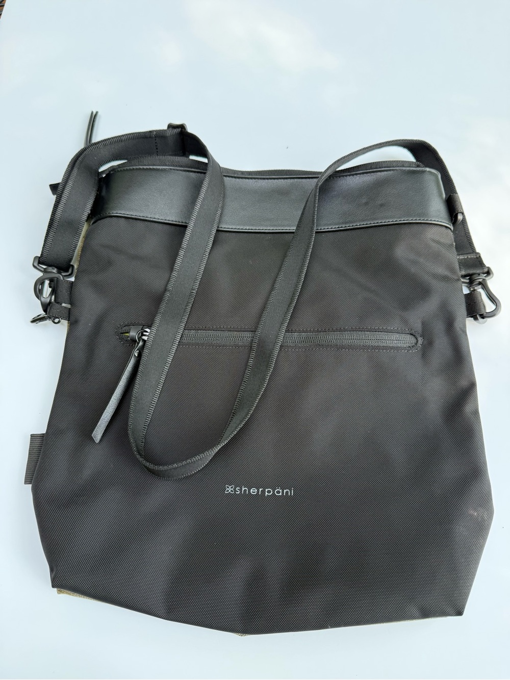 Sherpani Crossbody Bag Black/Olive